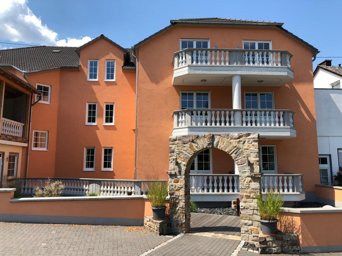 Hotel & Restaurant Bruehler Hof 温特里希 外观 照片